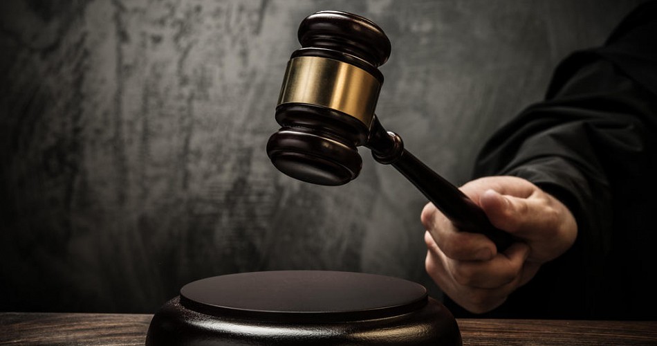 Former policewoman jailed 2 weeks for physically and verbally abusing maid